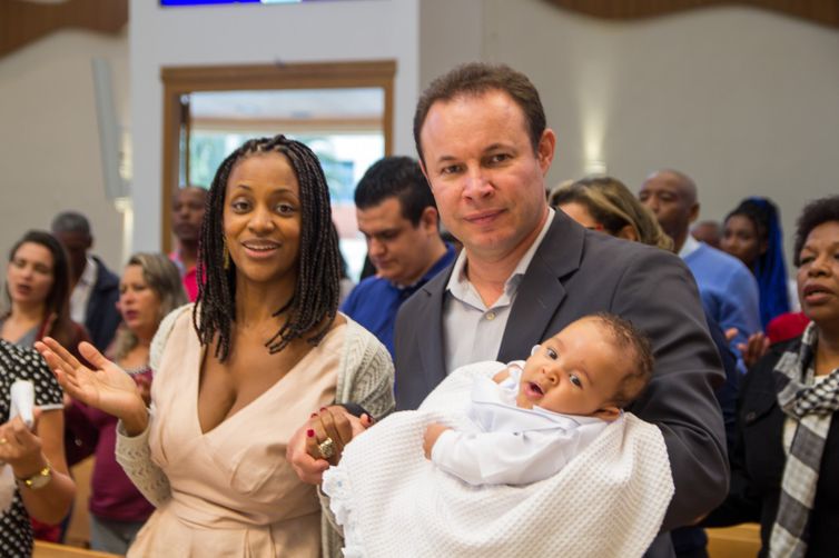 Ana Lucia/Arquivo Pessoal Rio de Janeiro (RJ), 24/10/2025 - Ana Lucia, Claudio e Bento. Órfãos do Covid. Foto: Ana Lucia/Arquivo Pessoal