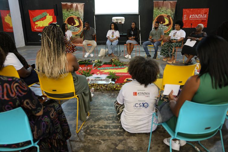 Tomaz Silva/Agência Brasil Rio de Janeiro (RJ), 15/11/2025 - Lideranças quilombolas falam durante a Cúpula das Vozes Quilombolas pelo Clima, na Fundição Progresso, no centro do Rio de Janeiro. Foto: Tomaz Silva/Agência Brasil