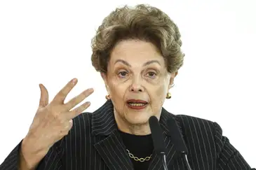 Brasília (DF), 07/01/2026 - A presidenta do Banco do BRICS, Dilma Rousseff, durante cerimônia para anúncio da Rede Nacional de Hospitais e Serviços Inteligentes do SUS e assinatura de contrato de empréstimo com o Banco do BRICS (NDB) para a implantação do primeiro hospital inteligente do Brasil, em cerimônia no Palácio do Planalto. Foto: Marcelo Camargo/Agência Brasil