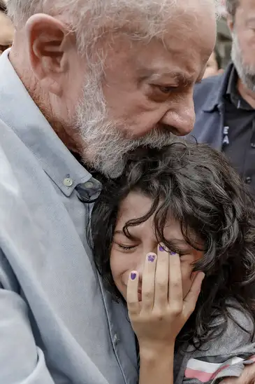 28.02.2026 - Presidente da Republica Luiz Inacio Lula da Silva durante Visita a áreas afetadas pelas chuvas no município de Ubá
Ubá-MG.

Foto: Ricardo Stuckert / PR