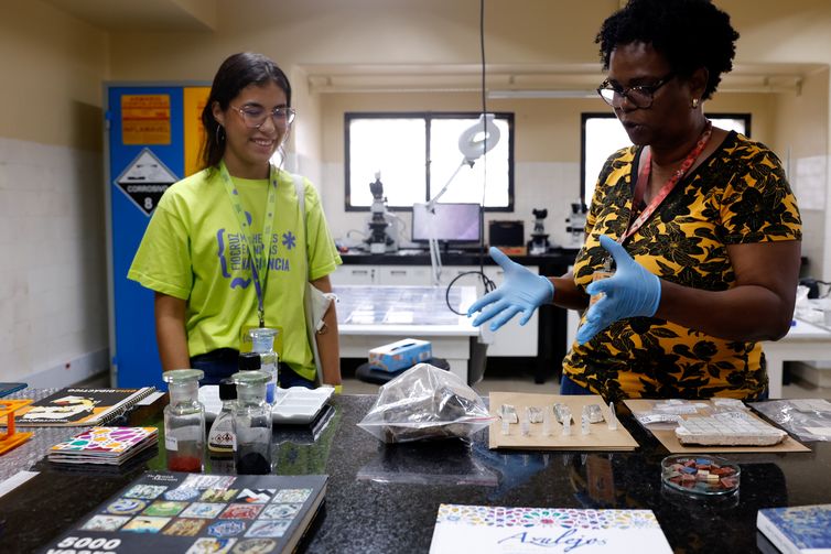 Rio de Janeiro (RJ), 10/02/2026 - Fiocruz abre as portas para 150 alunas no Dia Internacional das Meninas e Mulheres na Ciência, na sede da Fiocruz, em Manguinhos, zona norte da cidade.  Foto: Tânia Rêgo/Agência Brasil
