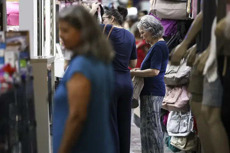 Brasília (DF), 19/04/2026 - Economia prateada, a economia liderada por pessoas com 60+. Foto: Marcelo Camargo/Agência Brasil