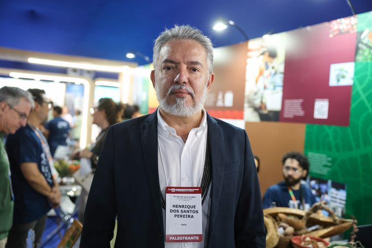 Rio de Janeiro (RJ), 29/07/2026 – O diretor do Instituto Nacional de Pesquisas da Amazônia (INPA), Henrique dos Santos Pereira na ExpoT&C, maior feira científica da América Latina durante a SBPC, na Universidade Federal Fluminense, em Niterói (RJ). Foto: Tomaz Silva/Agência Brasil